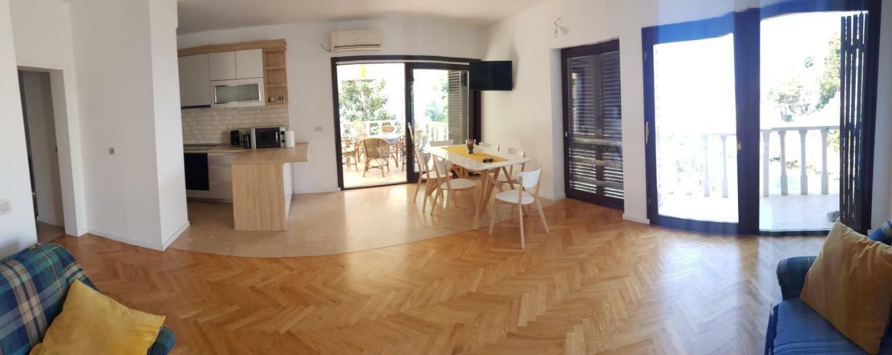 Premium Apartments Joy Primošten Buitenkant foto
